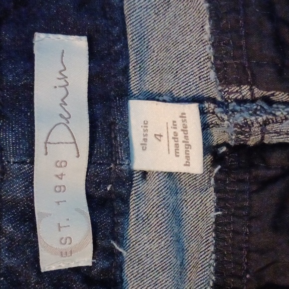 EST 1948 DENIM, WOMENS CLASSIC FIT, SIZE 4. - Picture 6 of 8